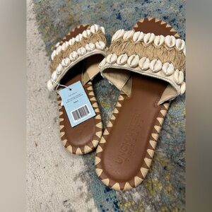Elegant Women's Sandals with Shell Accents